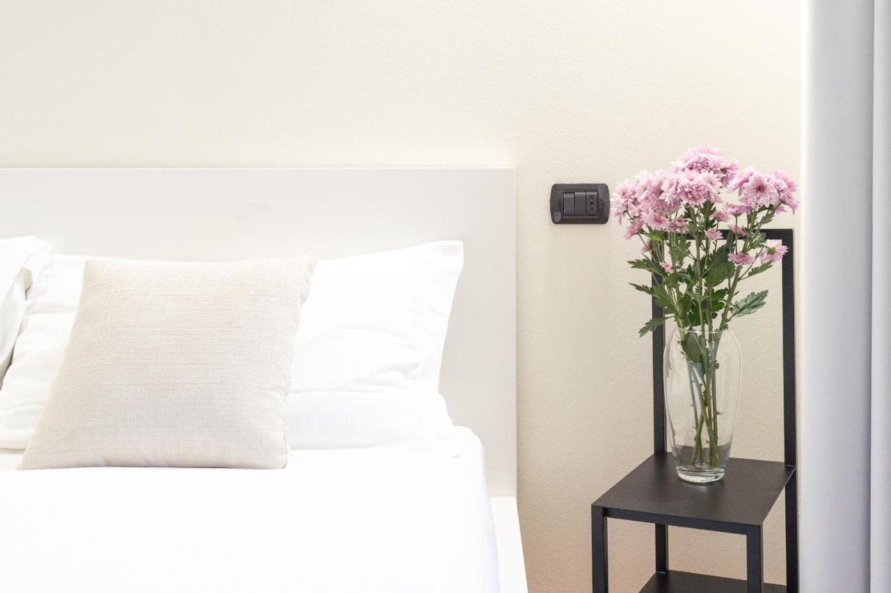 White Flat In Como City Center By Rent All 코모 외부 사진