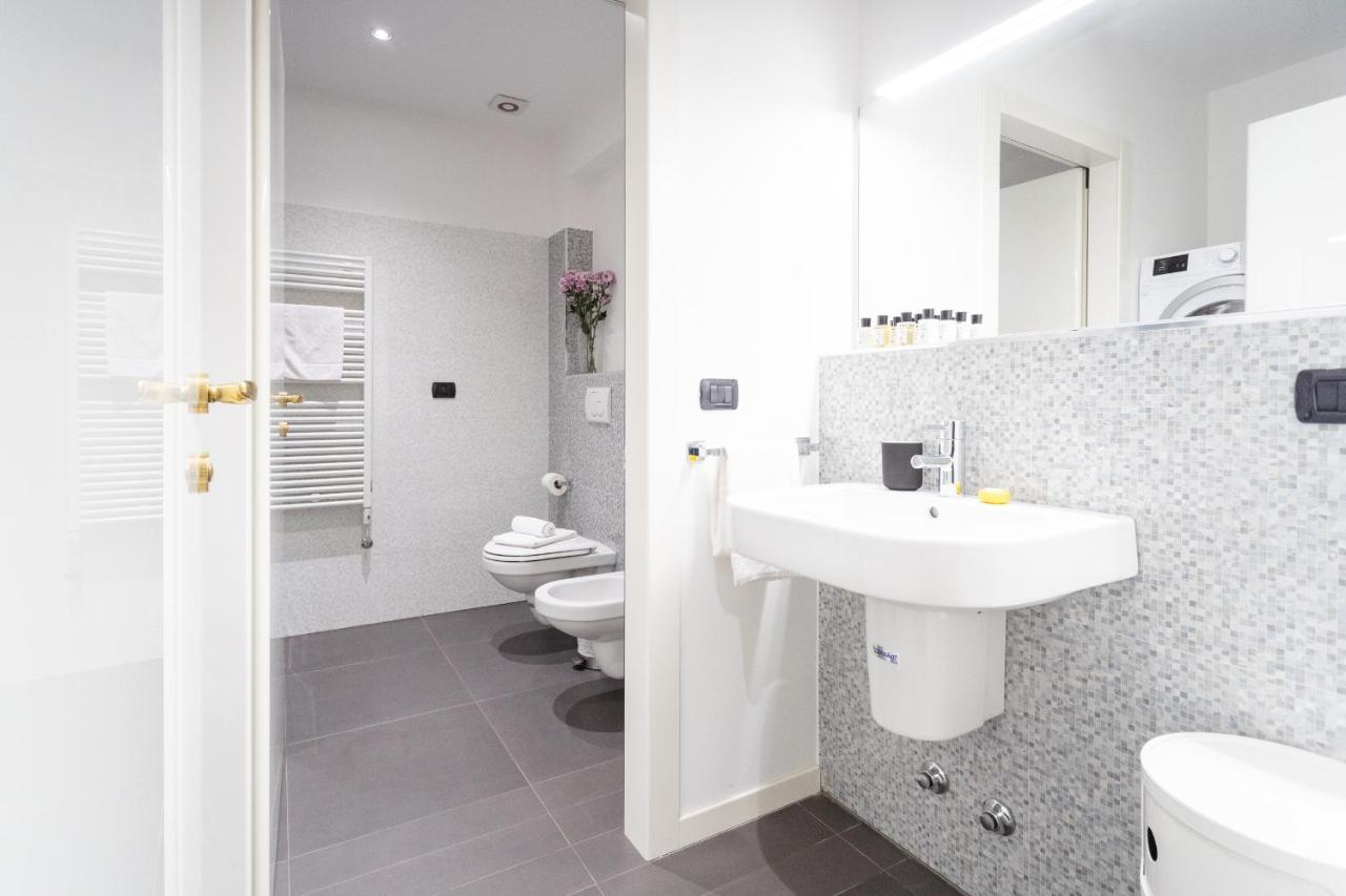 White Flat In Como City Center By Rent All 코모 외부 사진